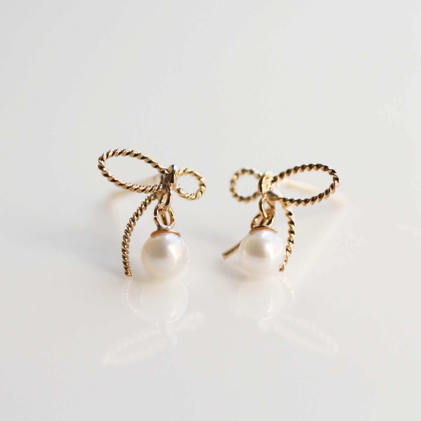 パール リボン ピアス | K18