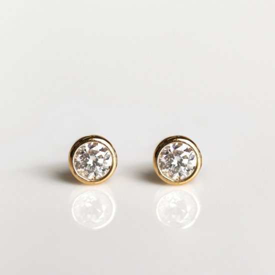 一石 ダイヤモンド 0.1ct ピアス | K18