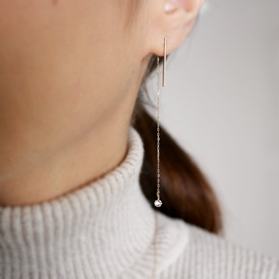シャンパンダイヤモンド 0.2ct ピアス | K10YG 〈ヌーディー〉